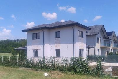 Casă cu Teren 500 Mp în Strejnicu - 7