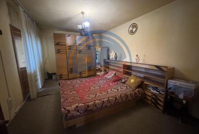 Casă individuală cu 5 camere cu Canalizare în Central - 2