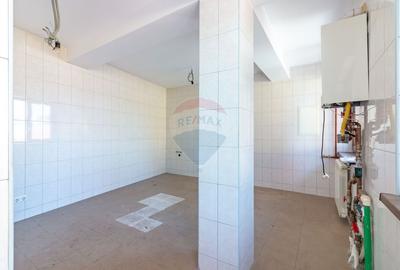 Spațiu comercial, de 332 mp, în Ferentari - 19