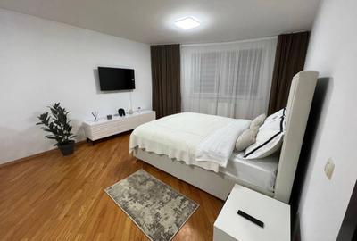 Garsonieră decomandată în Între Lacuri