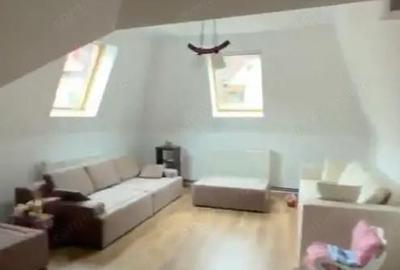 Casă cu 8 camere cu Teren 502 Mp în Central - 7