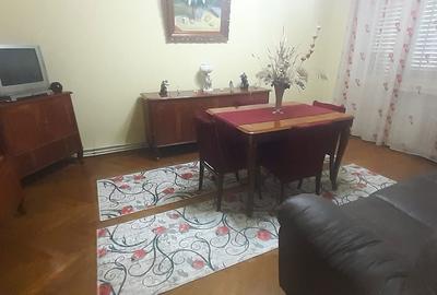 Apartament cu 4 camere decomandat în Traian - 4