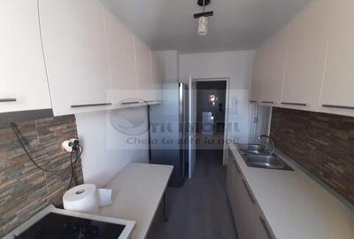 Apartament 2 camere o 500 EUR o  Piata Nicolina-60mp - 4