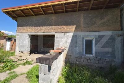 Casă cu Teren 843 Mp în Central - 12