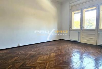 Apartament cu 6 camere decomandat în Central - 3