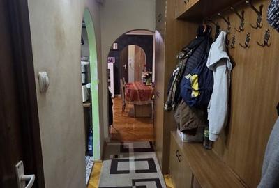 Apartament cu 3 camere în Micro 16 - 9