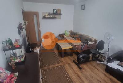 Apartament cu 3 camere decomandat în Crângași - 4
