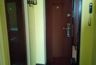 De închiriat garsonieră Titan , Sector 3 - 7
