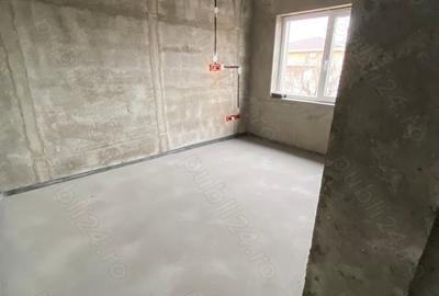 Casă cu 5 camere în Ghiroda