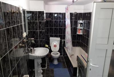 Casă cu 2 camere cu Teren 80 Mp în Central