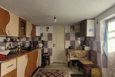 Casă cu 3 camere în Central - 7