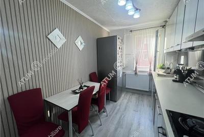 Apartament cu 3 camere decomandate si balcon etaj 2 zona Vasile Aron - 4