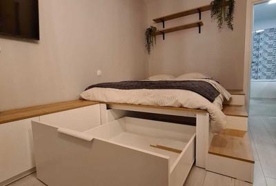 Apartament cu 6 camere decomandat în Aviației - 3