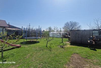 Casă cu 3 camere în Pecineaga - 2