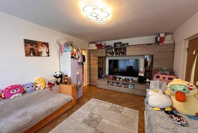 Apartament cu 2 camere semidecomandat, mobilat în Alexandru Obregia - 1