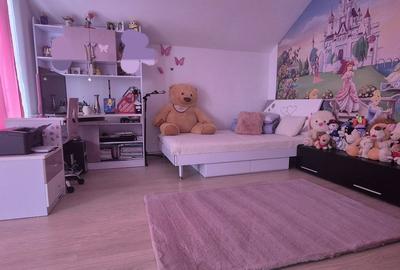 Casă cu 6 camere cu Teren 2106 Mp în Piatra - 7