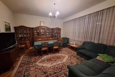 Casă cu 3 camere cu Teren 340 Mp în Central - 2