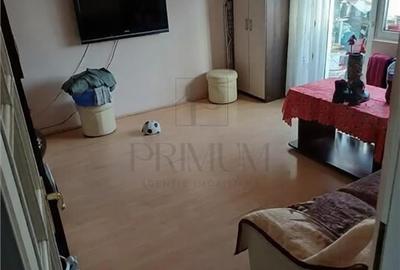 Apartament cu 3 camere decomandat în Girocului