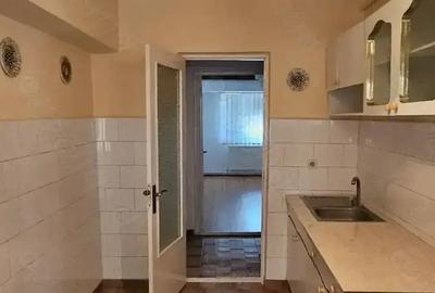 Apartament 3 camere, dec, 67 mp, Et. 4, Str. Pietei, Bl. 30, Zona Pod - 3