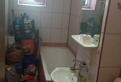 Garsonieră decomandată, mobilată în Titan - 3