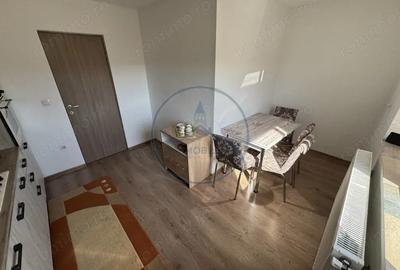 Apartament cu 3 camere decomandat în Central - 4