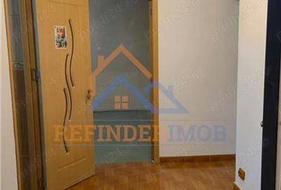 Vanzare apartament 3 camere zona Drumul Taberei - Valea Ialomitei - 2