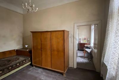 REV2005175 Casa de vanzare Parcul Carol - 3