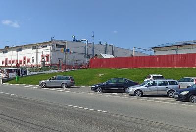 Spațiu comercial, de 7,380 mp, în Central - 3