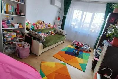 Apartament cu 3 camere decomandat în Central - 1