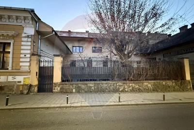 Apartament 4 camere în inima Clujului – pe 2 niveluri si curte comuna - 44