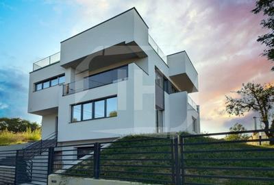 Casa individuala  moderna 270 mp utili, terasa circulabila cu panorama 360