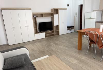 Apartament cu 2 camere semidecomandat, mobilat în Mihai Viteazul - 1