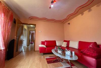 Casă individuală cu 4 camere cu Teren 174 Mp în Central - 2