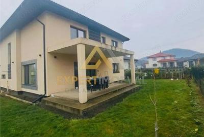 Casă cu 7 camere cu Teren 600 Mp în Tăuții-Măgherăuș - 1