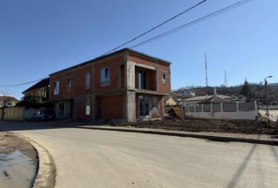 Casă cu 4 camere în Spitalul Județean - 3