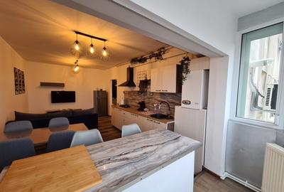 Apartament cu 3 cam - renovat, centrala pe gaz - aproape de plaja | termen lung - 2