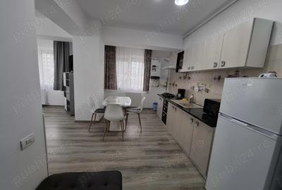 Inchiriez pe termen lung apartament 2 camere in Mamaia Nord - 2