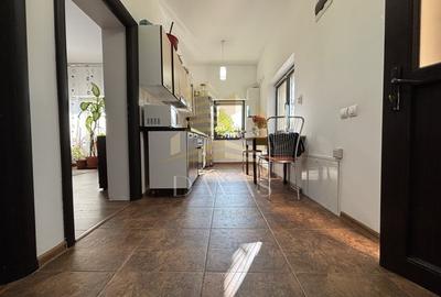 Apartament la casa de 2 camere decomandat | Grigorescu - 9