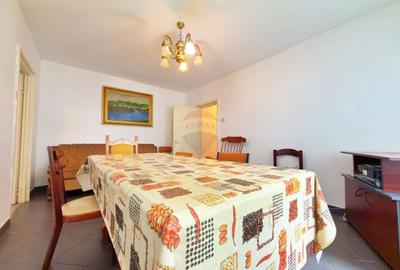 Apartament cu 3 camere semidecomandat în Fortuna - 2