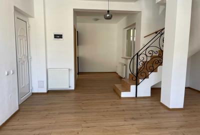 Casă cu 3 camere cu Teren 255 Mp în Noua - 4