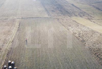De vanzare teren Chinteni cu panorama spre lac - 2