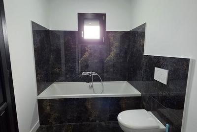 Casă cu 5 camere cu Teren 2867 Mp în Păunești - 11