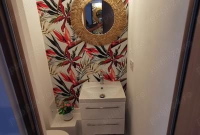 Apartament cu 3 camere decomandat în Central - 1