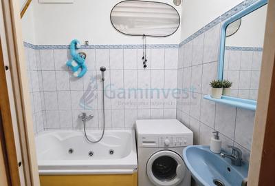 Apartament cu 3 camere decomandat în Decebal - 4
