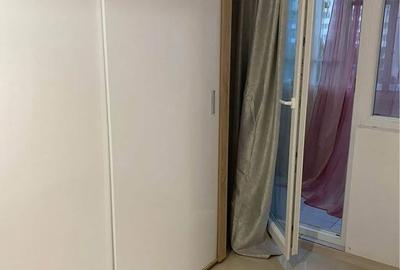 Apartament cu 2 camere semidecomandat în Micro 6 - 9