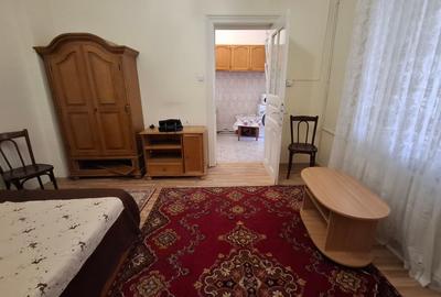 Casă individuală cu 3 camere cu Canalizare în Central - 9