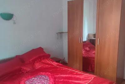 Inchiriez apartament Targu Jiu , Pia?a Mica - 2