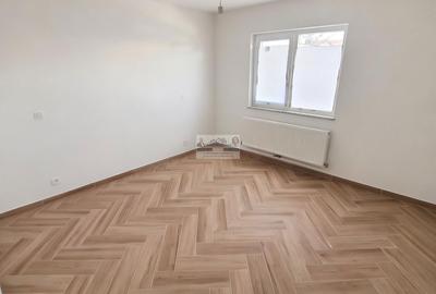Apartament cu 4 camere decomandat în Străoane - 9