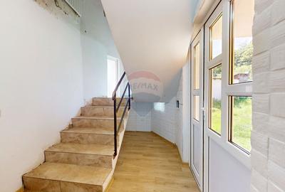 Comision 0 | Vila cu 7 camere | 1734 mp teren | Colonia 1 Mai | Vulcan - 13