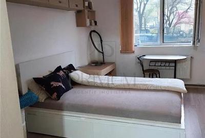 Garsonieră semidecomandată, mobilată în Aradului